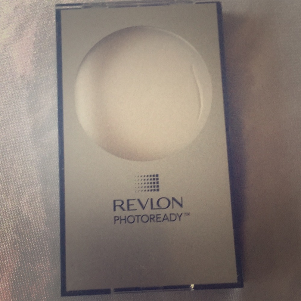 Revlon photoready